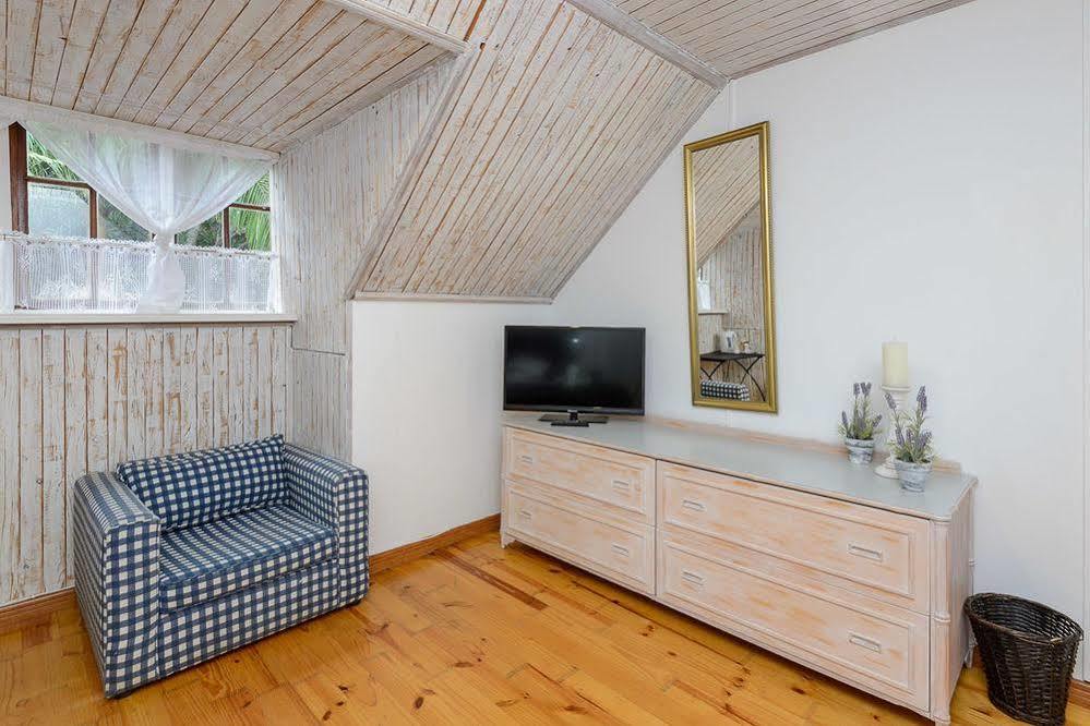 Zesty Guesthouse พอร์ตเอ็ดเวิร์ด ภายนอก รูปภาพ