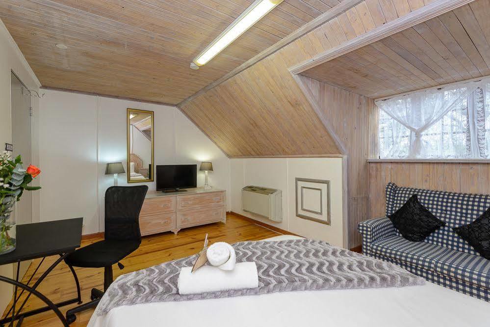 Zesty Guesthouse พอร์ตเอ็ดเวิร์ด ภายนอก รูปภาพ
