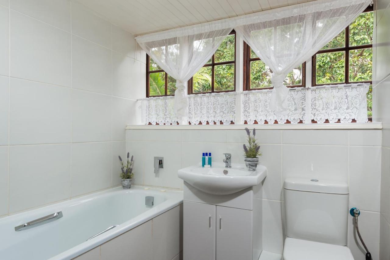 Zesty Guesthouse พอร์ตเอ็ดเวิร์ด ภายนอก รูปภาพ