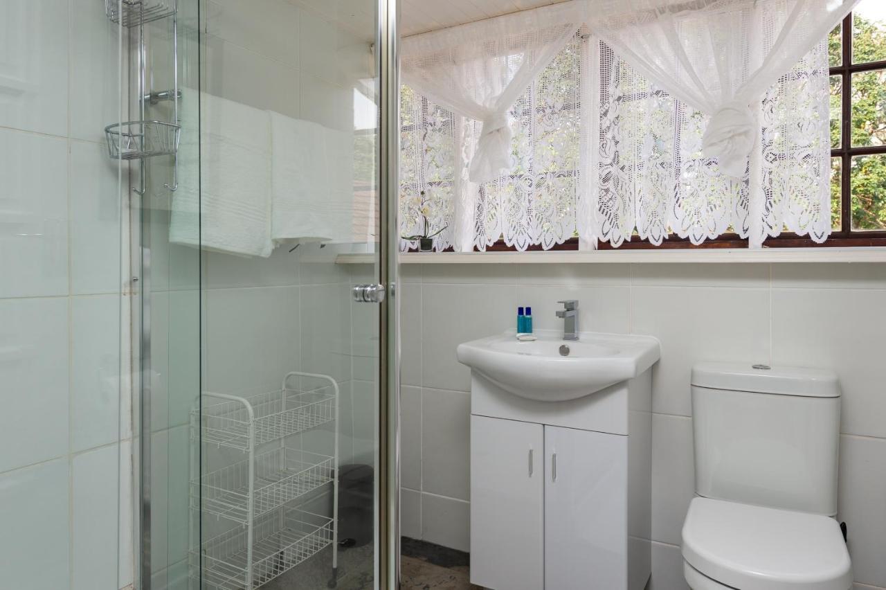 Zesty Guesthouse พอร์ตเอ็ดเวิร์ด ภายนอก รูปภาพ