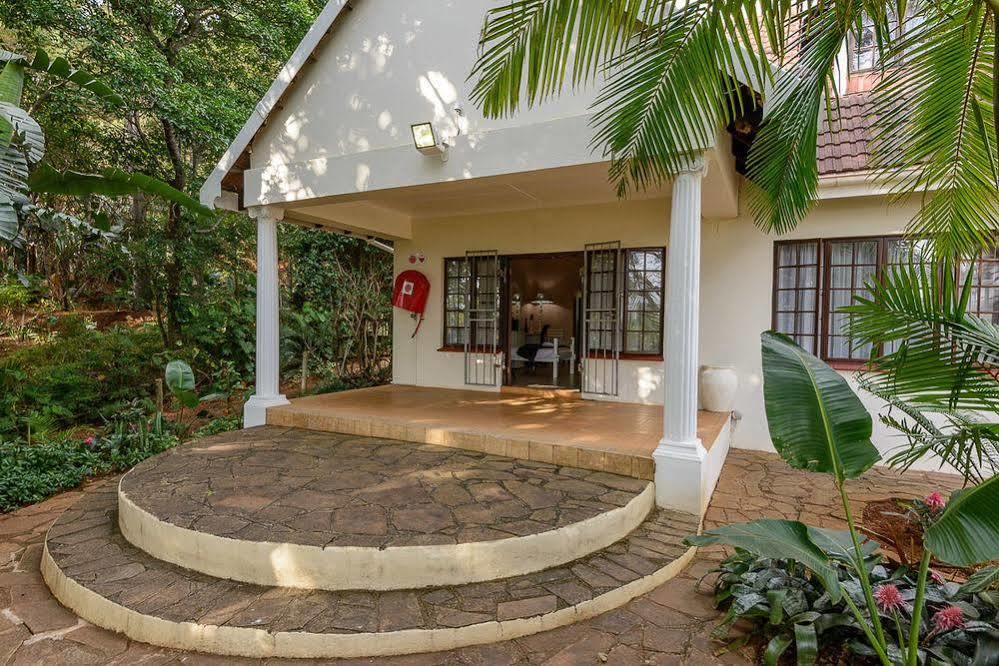 Zesty Guesthouse พอร์ตเอ็ดเวิร์ด ภายนอก รูปภาพ
