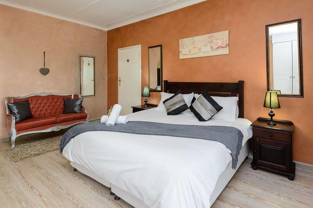 Zesty Guesthouse พอร์ตเอ็ดเวิร์ด ภายนอก รูปภาพ